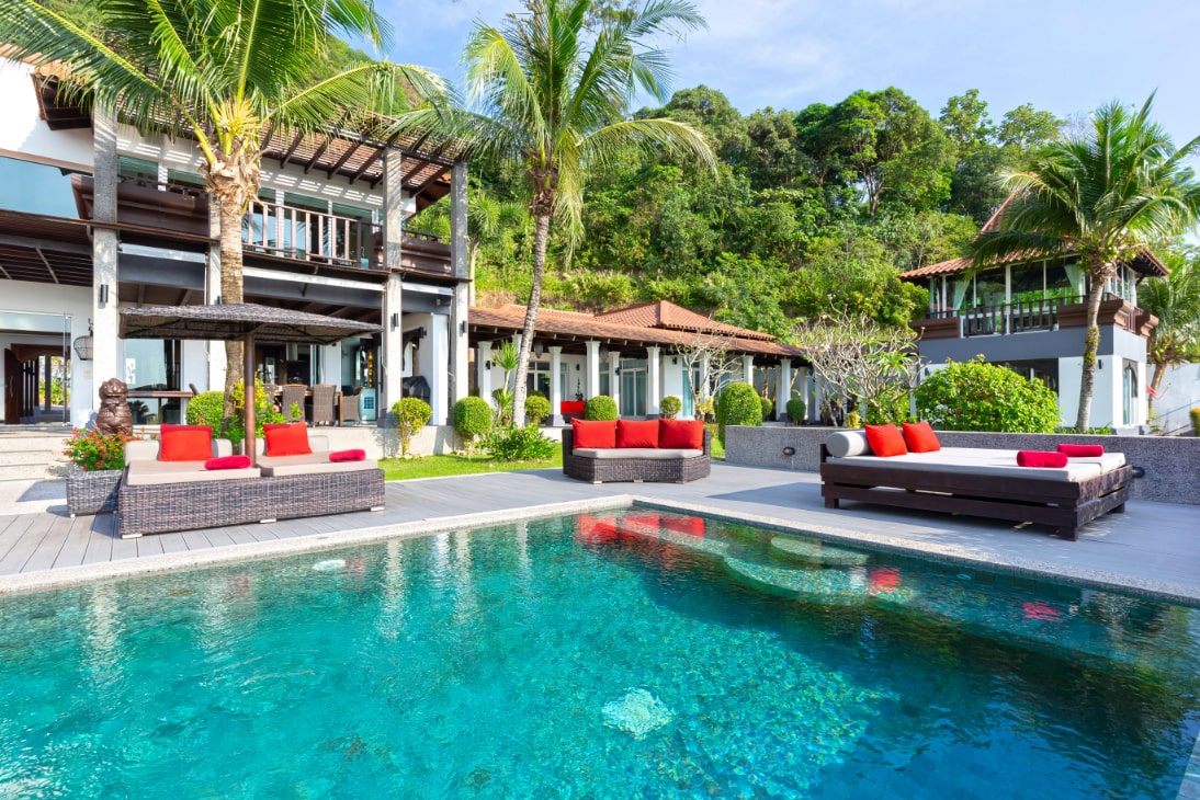 luxury-villa-for-sale-in-phuket-8-bed-2