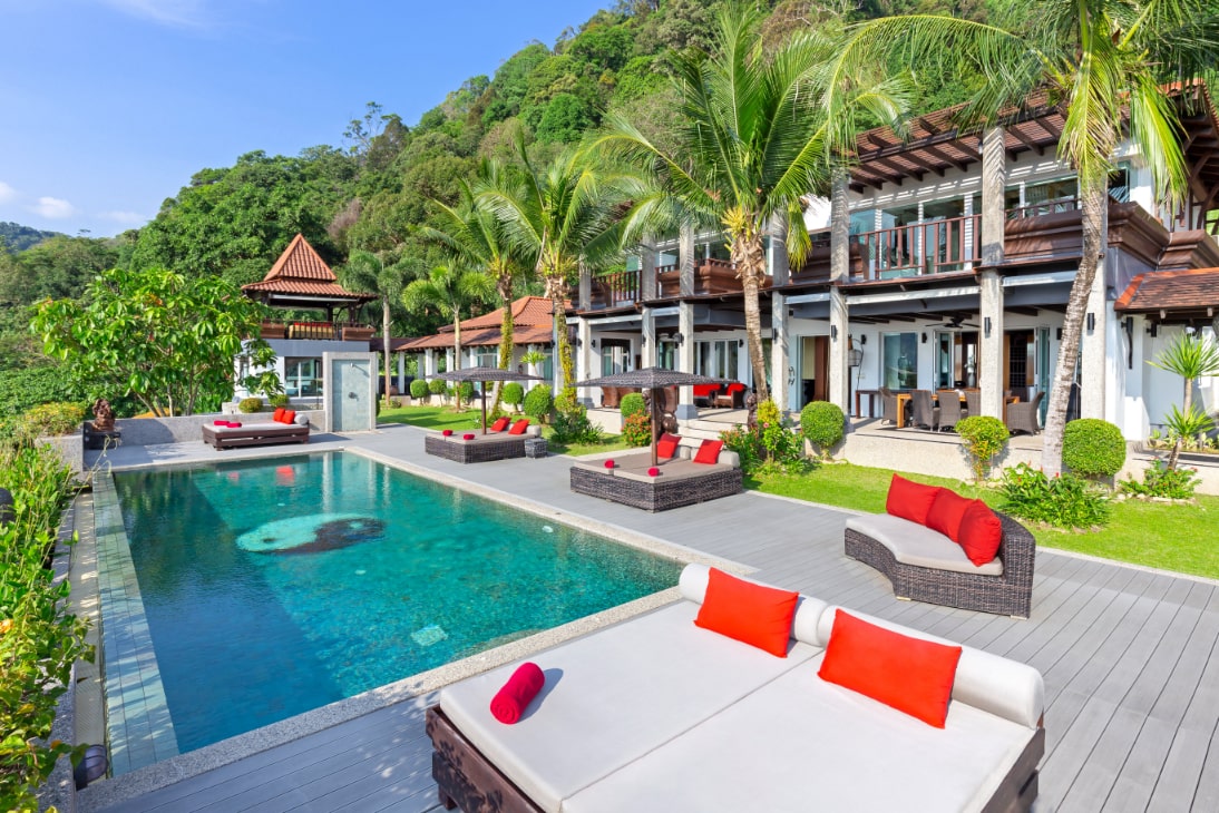 luxury-villa-for-sale-in-phuket-8-bed-1