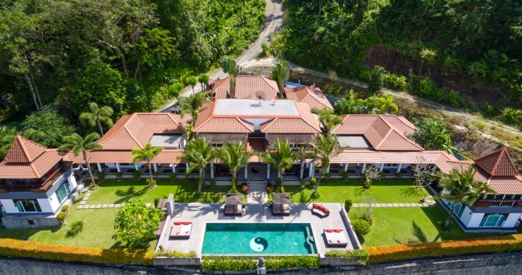 luxury-villa-for-sale-in-phuket-8-bed- thumb 3
