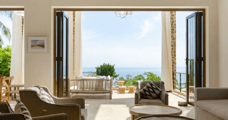 mediterranean-luxury-villa-for-sale-chaweng- thumb 4