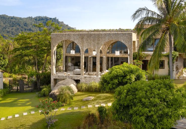 mediterranean-luxury-villa-for-sale-chaweng