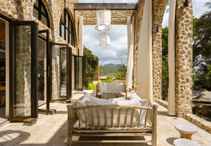 mediterranean-luxury-villa-for-sale-chaweng
