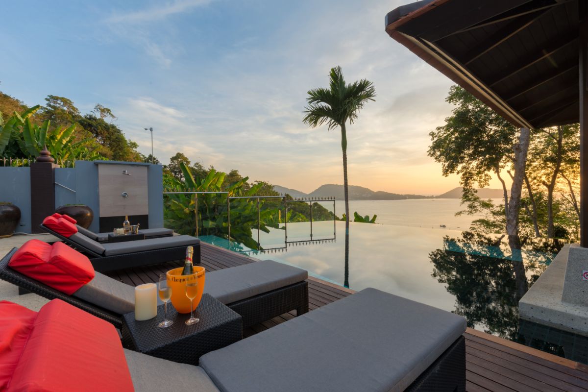 phuket-luxury-investment-villas-for-sale-kalim-3