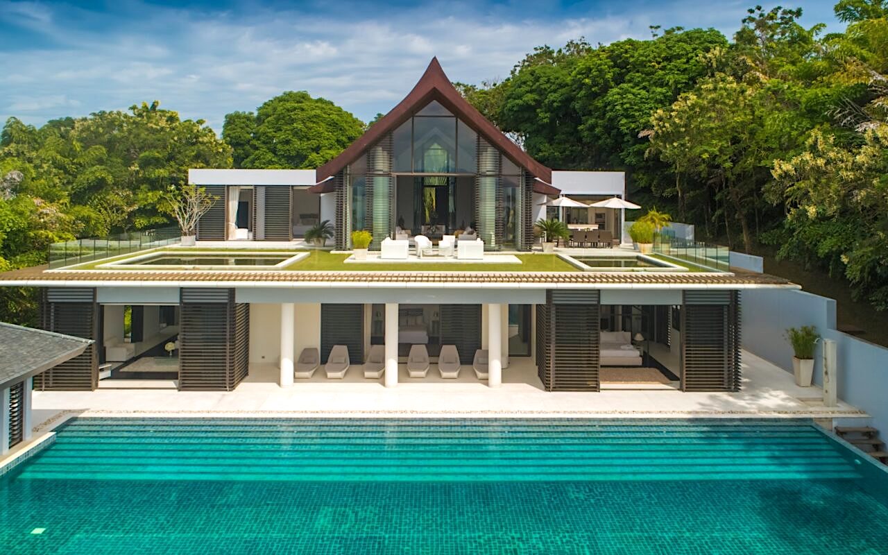 beachfront-villa-for-sale-cape-yamu-phuket-1