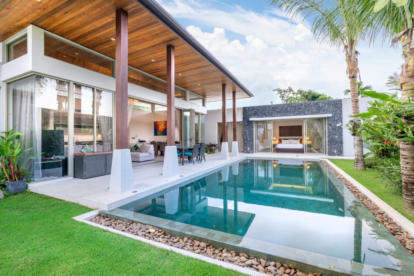 phuket-luxury-tropical-villas-sale-3-4-bed-2