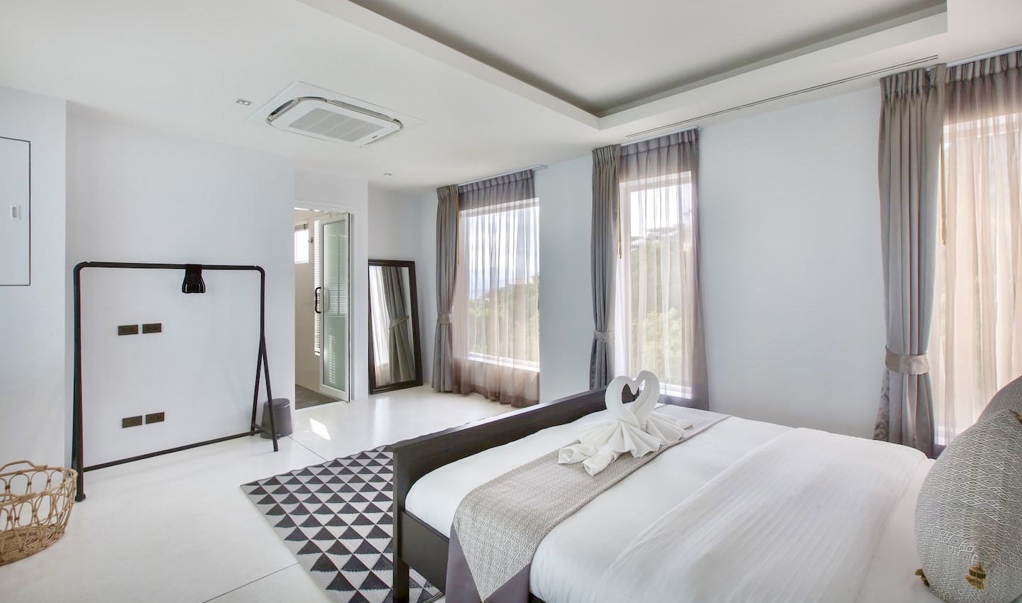 koh-samui-luxury-villa-for-sale-choeng-mon-5-bed-14