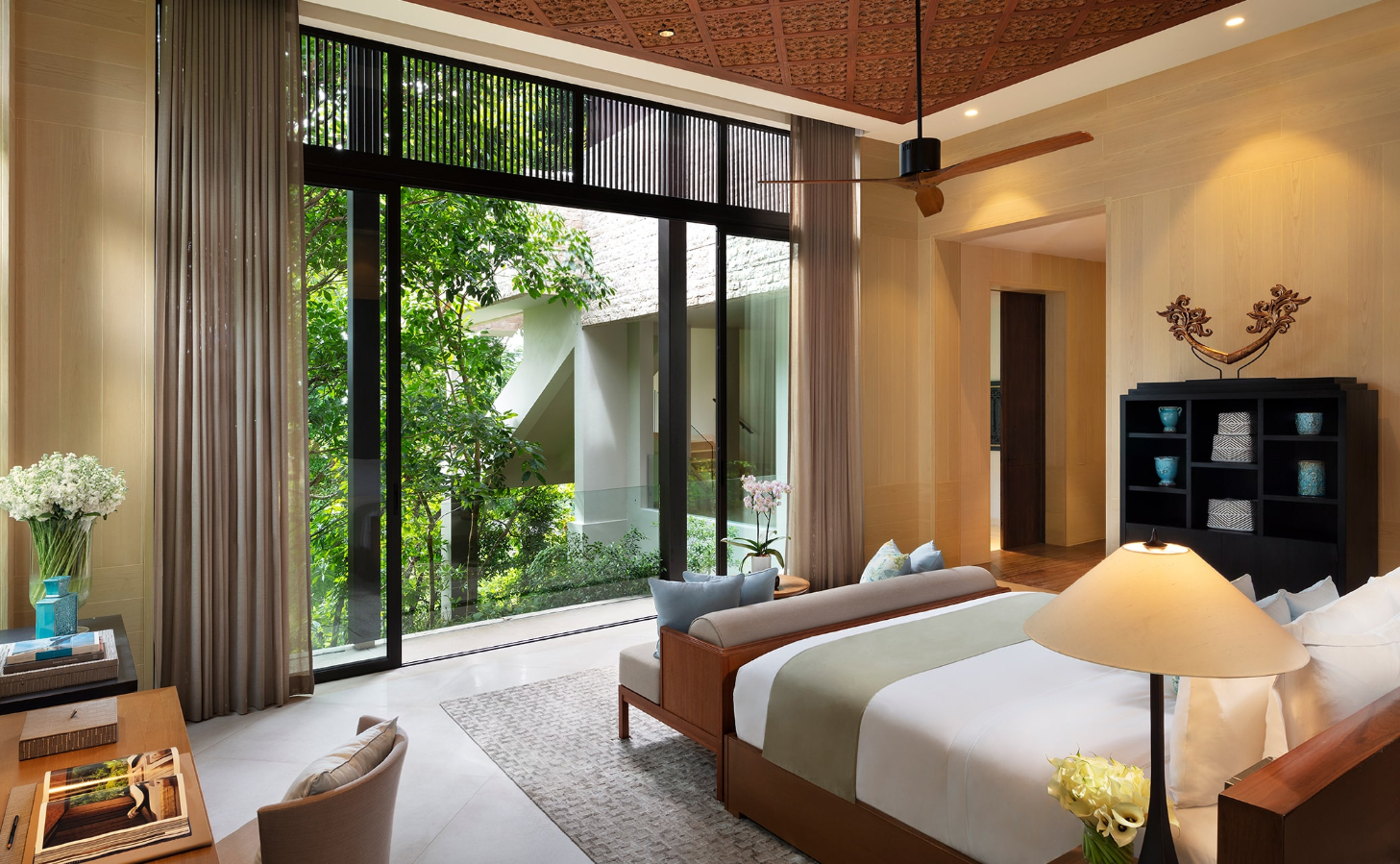 phuket-luxury-oceanfront-villa-for-sale-layan-6