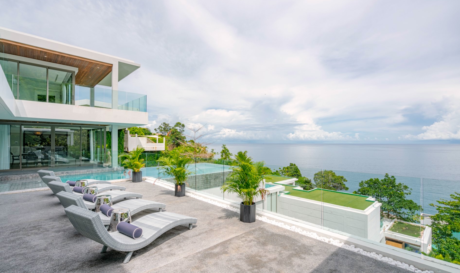 phuket-luxury-villa-for-sale-cape-amarin-estate-1