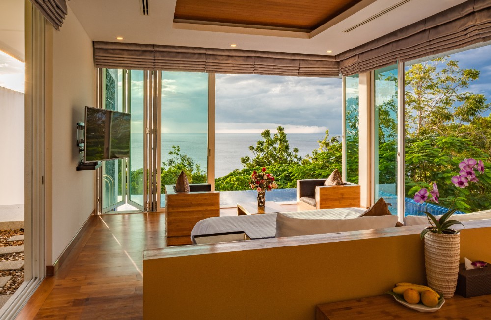 ultra-luxury-villa-for-sale-in-phuket-14