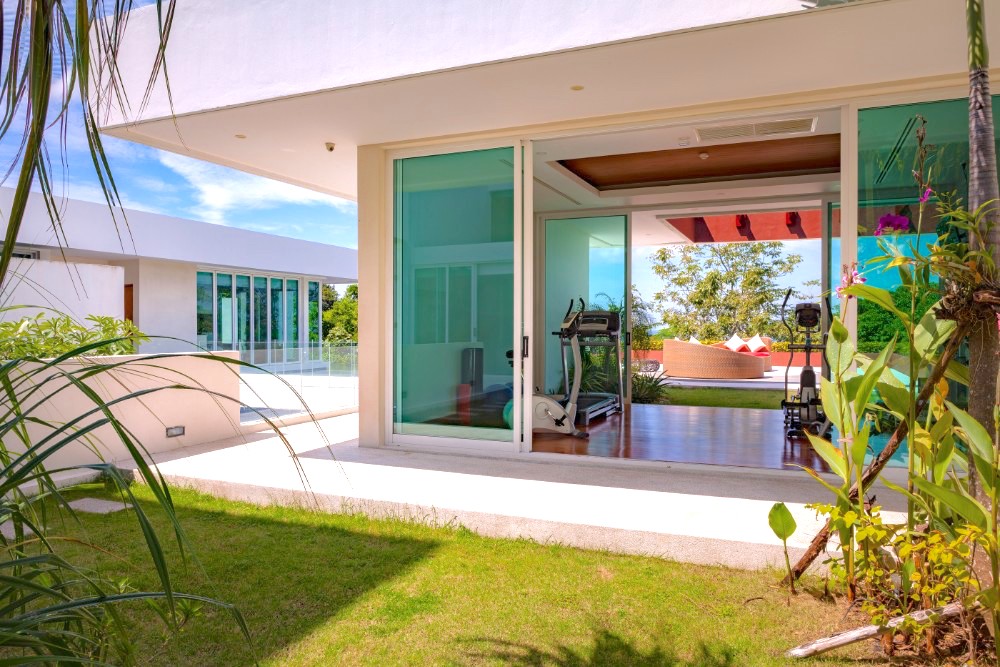 ultra-luxury-villa-for-sale-in-phuket-16