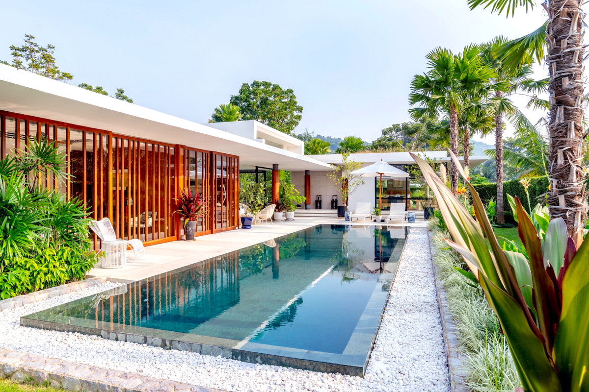 luxury-pool-villas-for-sale-pattaya-1