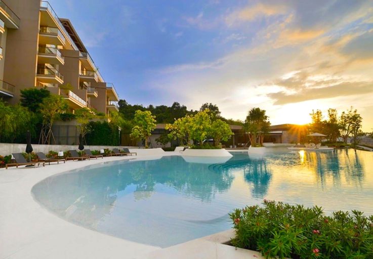 luxury-pool-villas-for-sale-pattaya