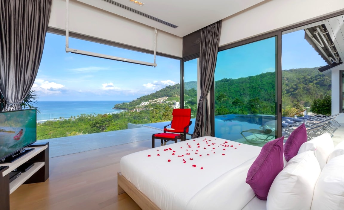 phuket-luxury-villa-for-sale-kalim-10