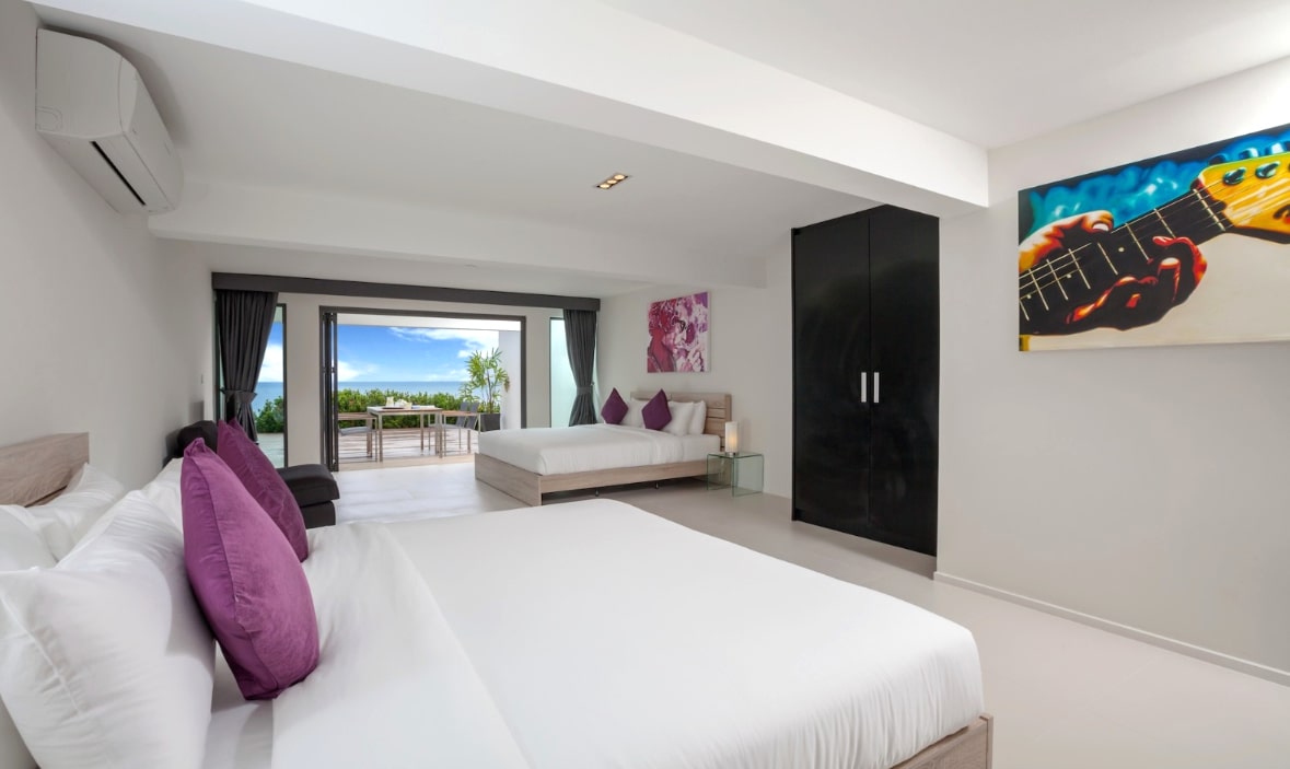phuket-luxury-villa-for-sale-kalim-11