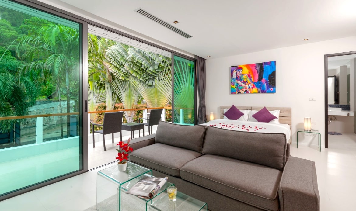 phuket-luxury-villa-for-sale-kalim-4