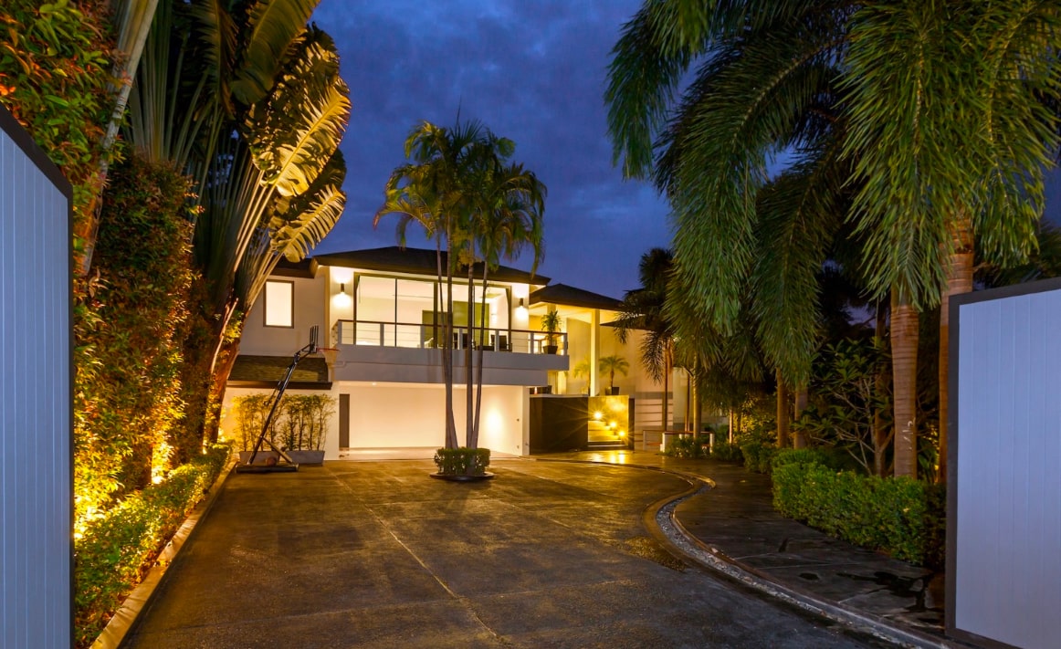 phuket-luxury-villa-for-sale-kalim-20