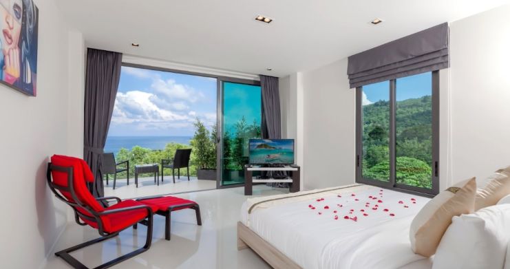 phuket-luxury-villa-for-sale-kalim- thumb 12