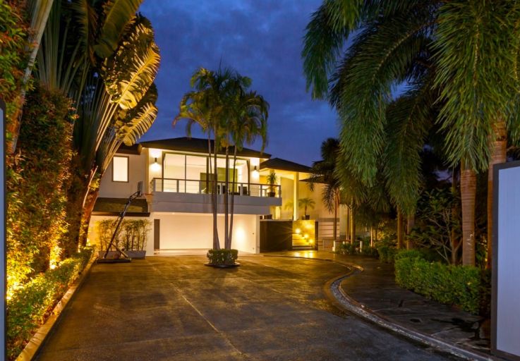 phuket-luxury-villa-for-sale-kalim