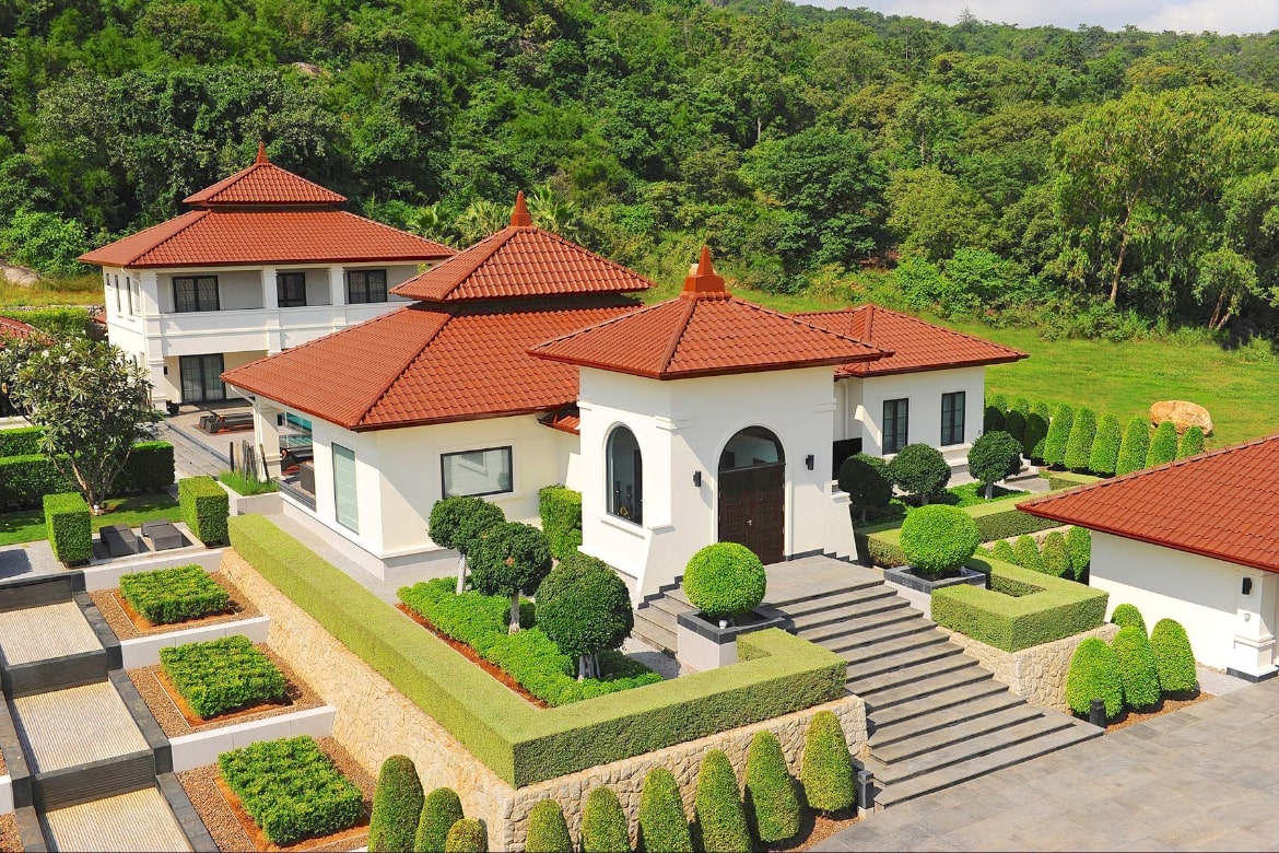 banyan-residences-luxury-villa-for-sale-hua-hin-1