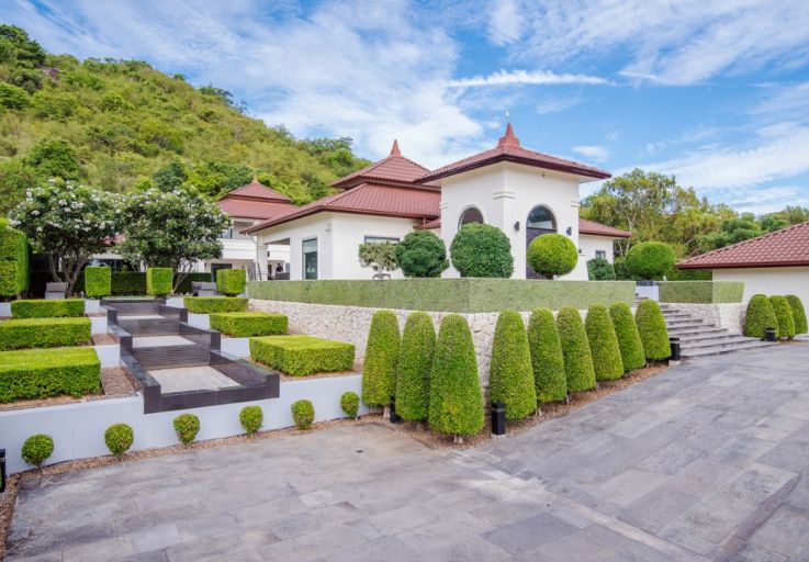 banyan-residences-luxury-villa-for-sale-hua-hin