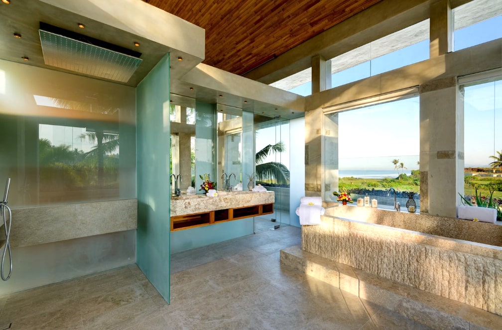 luxury-beachfront-villa-for-sale-in-bali-9