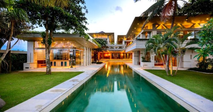 luxury-beachfront-villa-for-sale-in-bali- thumb 14
