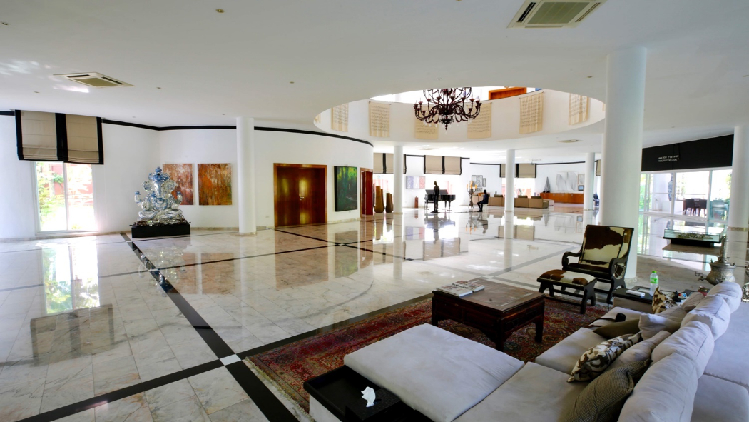 luxury-mansion-villa-for-sale-pattaya-4