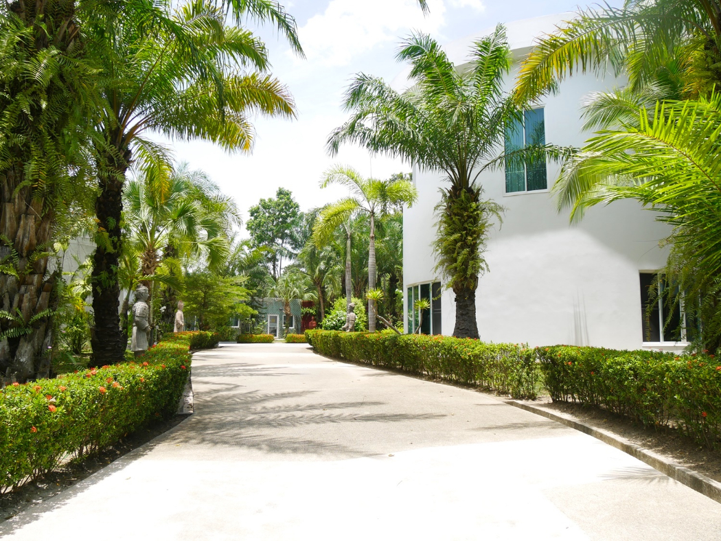 luxury-mansion-villa-for-sale-pattaya-15