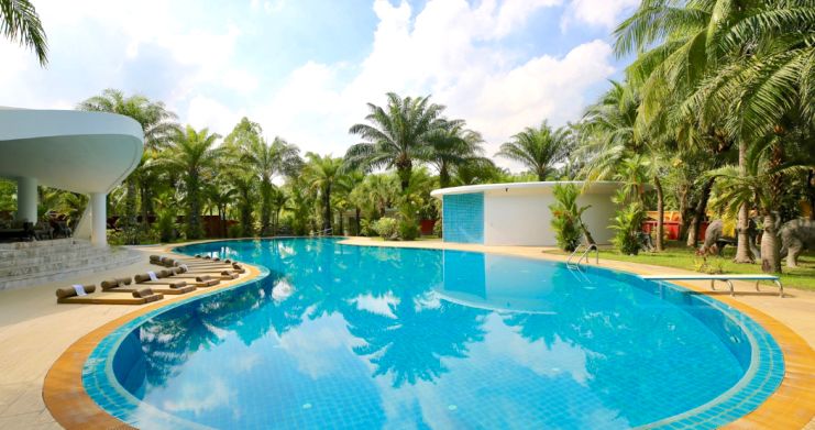 luxury-mansion-villa-for-sale-pattaya- thumb 2