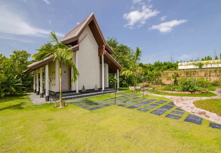 luxury-villa-for-sale-in-hua-hin-6-bed