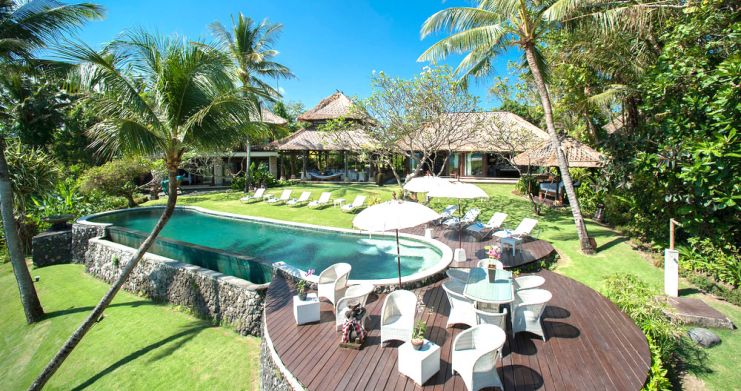 balinese-beachfront-villa-for-sale-bali-canggu- thumb 1