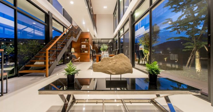 modern-luxury-villa-for-sale-in-chiang-mai- thumb 3